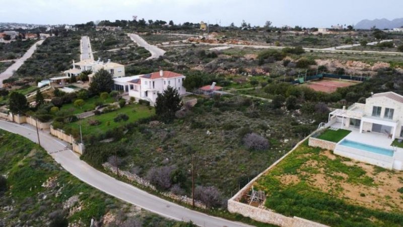 Sternes Kreta, Sternes: Grundstück mit Baugenehmigung in Akrotiri zu verkaufen Grundstück kaufen